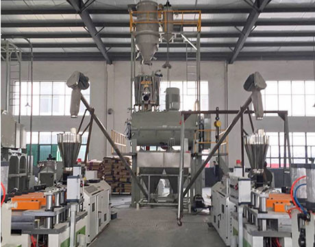 Mesin Pencampur Plastik Mixer PVC Dengan Sistem Dosis Penyampaian Vakum