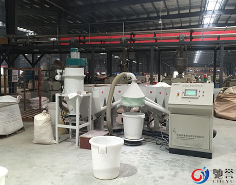 Aditif PVC Mesin Dosis Berat Otomatis Untuk Extruder Line Pneumatic Vacuum Conveyor