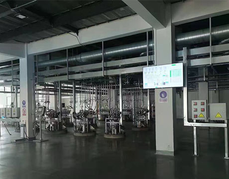 Sistem Penyampaian Pencampuran Dosis Otomatis Untuk Extruder Profil Jendela PVC