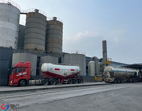 Sistem Peracikan Dan Pengumpanan Otomatis Serbuk PVC Untuk Jalur Extruder