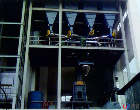 Carbon Black Sistem Penimbangan Dan Dosis Mesin Pencampur Karet Banbury Mixer